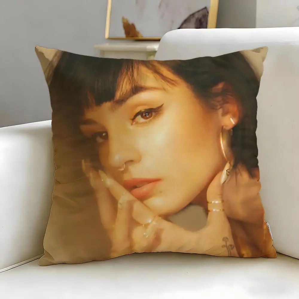 Celebrity Natalia Lacunza Cushion Cover Soft & Easy-Wash Pillow Case – Versatile for Couch, Bed, Travel and Office