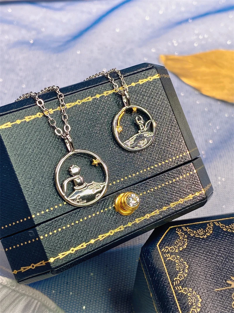 2pcs Cute Prince Little Fox Pendants Necklace Choker Necklace Couple Pendants emo Women Jewelry Accessories for Girls Gift