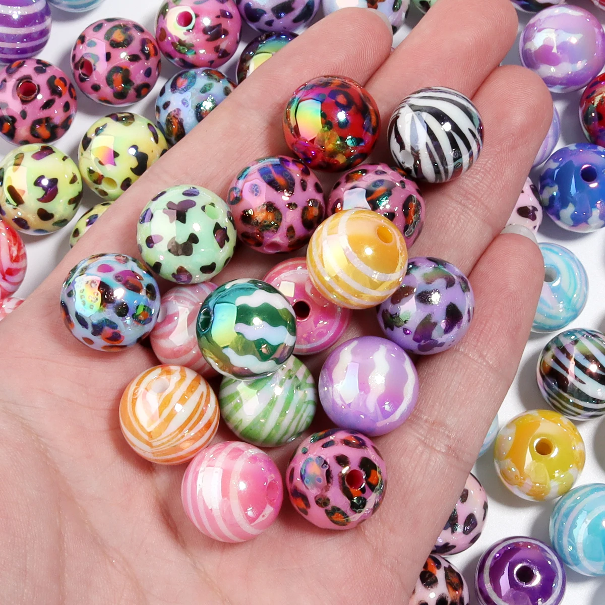 10 Stück/Lot UV-farbige gestreifte Acrylperlen mit Leopardenmuster, runde lose Abstandsperlen für DIY-Bastelarbeiten, Armbänder, Halsketten, Schmuckherstellung – Detail 3