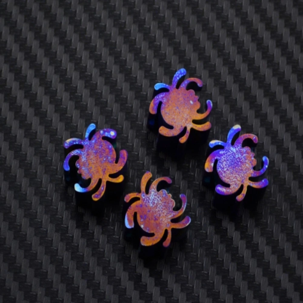 قلادة عنكبوت من التيتانيوم مُشكَّلة باستخدام الحاسب الآلي - لمسة نهائية قزحية الألوان بلون حراري، تناسب سكين/باراكورد/سلك تيتانيوم #6