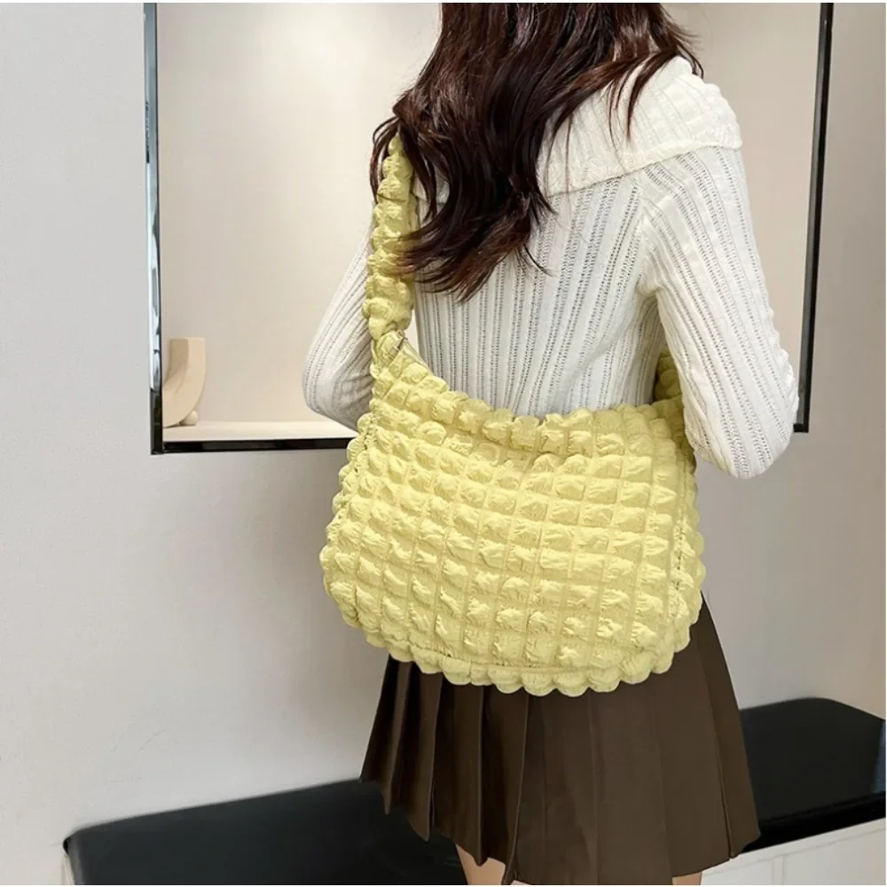 

Square Padded Shoulder Bag With Nice Pleated Bubbles, Large Capacity Armrest Bag, Solid Color Embroidered Cross Bag For Women