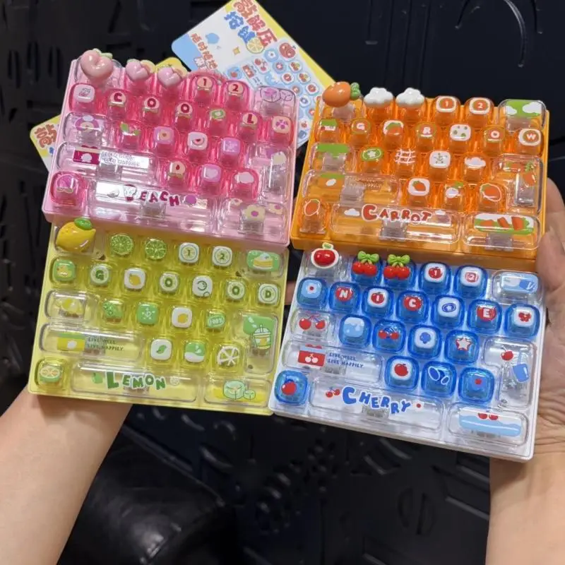 mini-teclado-de-26-teclas-com-padrao-de-frutas-pingente-anti-stress-botoes-fidget-portateis-decoracao-para-mochila-para-viagens-ao-ar-livre