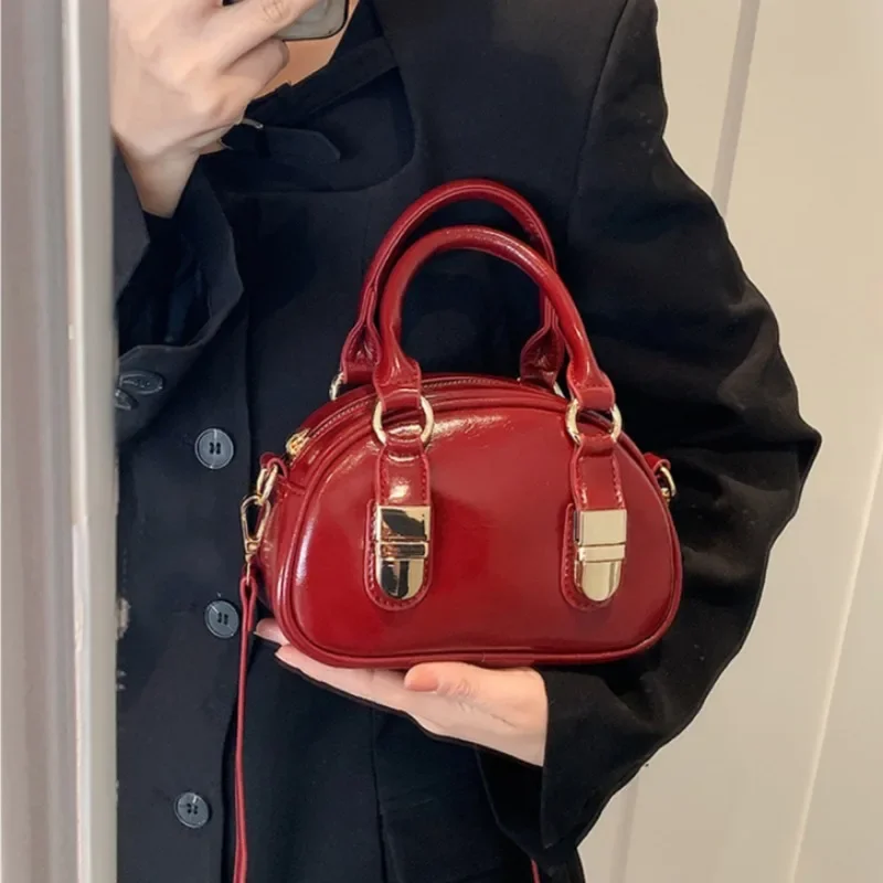 Mini bolsa de alça superior para mulheres bolsas de designer de luxo e bolsas crossbody sling pequena carteira de moedas tendência de couro patente 2024