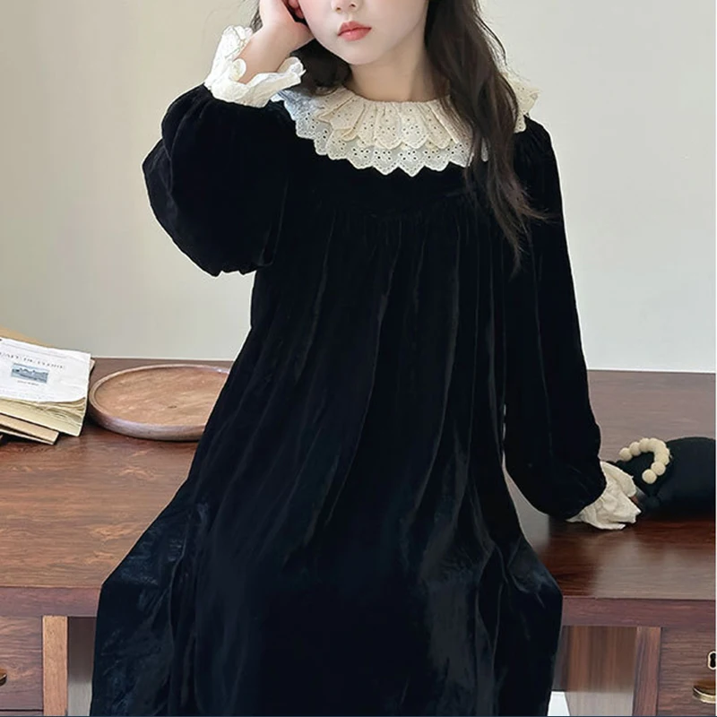 Girls  velvet long sleeve dress autumn baby French princess skirt Korean doll collar children's skirt