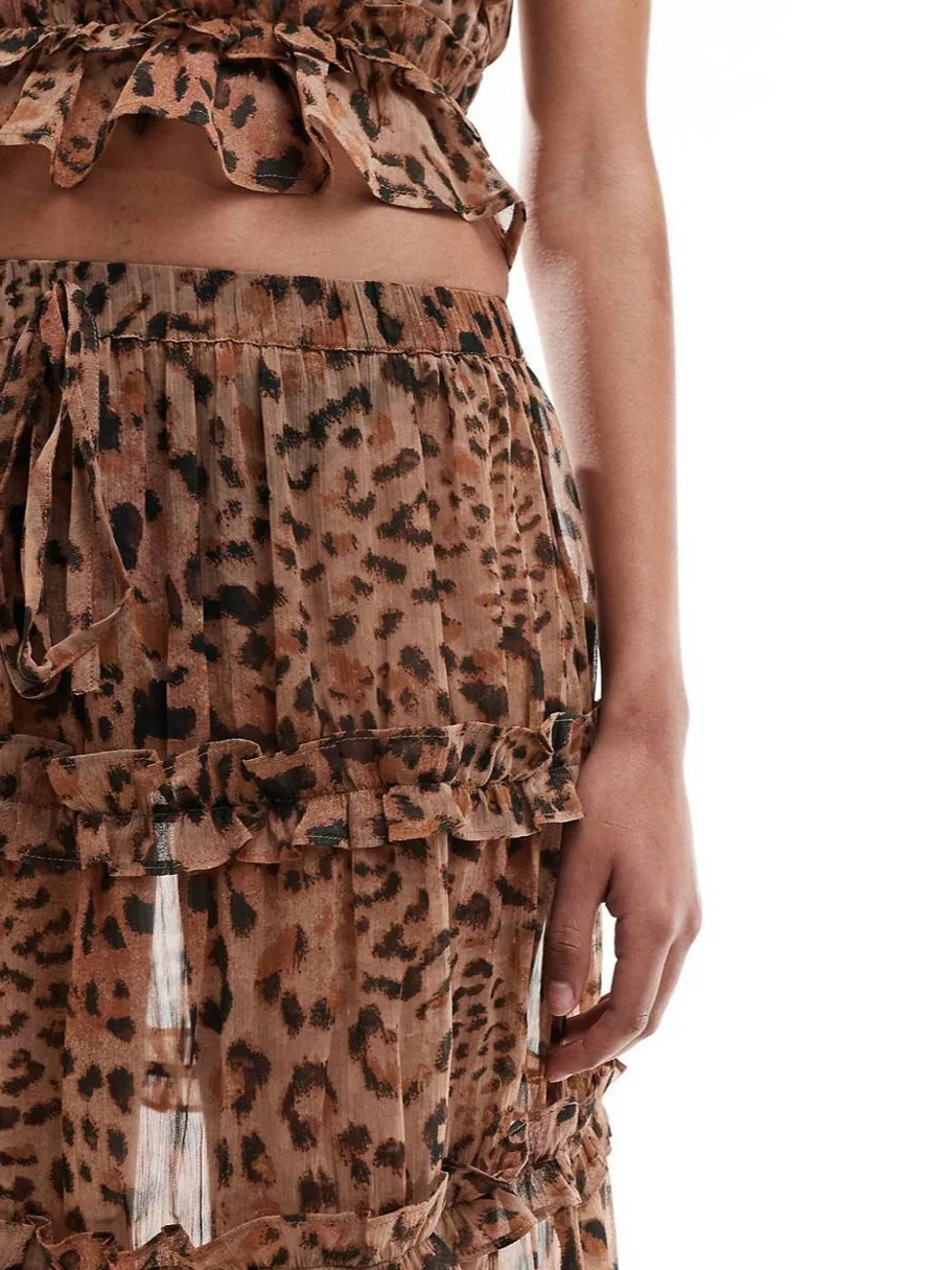 

Leopard Print Two Piece Set For Women Spring Summer Halter Neck Ruffle Crop Top Tiered Maxi Skirt Beach Vacation Outfits