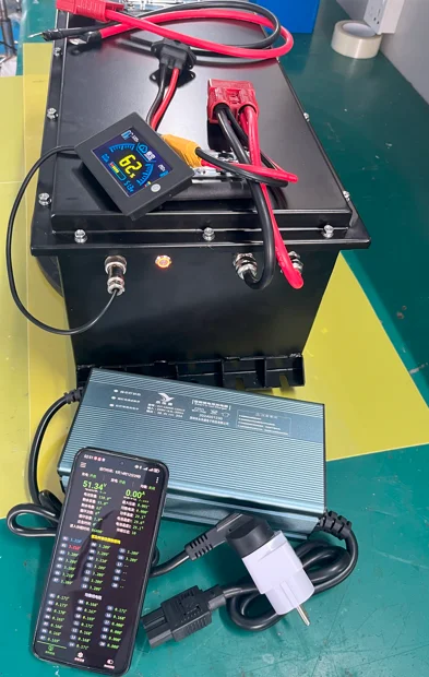 Mais baixo 48V 60V 72V 150Ah Lifepo4 Bateria inteligente 30Ah 50Ah 100Ah 200Ah Pacote de alta capacidade para scooter E-Mobility