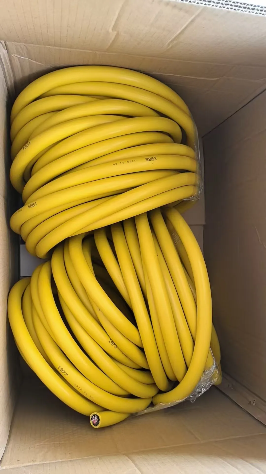 20-Meter Hot Runner Special Cable 24-Core 5-Core 16-Core K-TYPE Temperature Control Box Connection Line Mold-line Wire