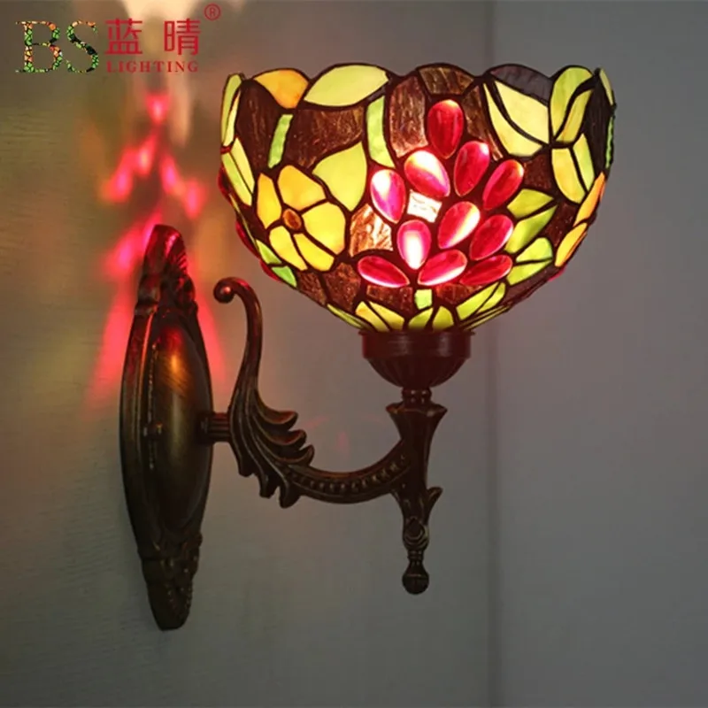 New Tiffany wall lamp tiffany wall lamp European retro creative Indoor bar cafe staircase wall lamp