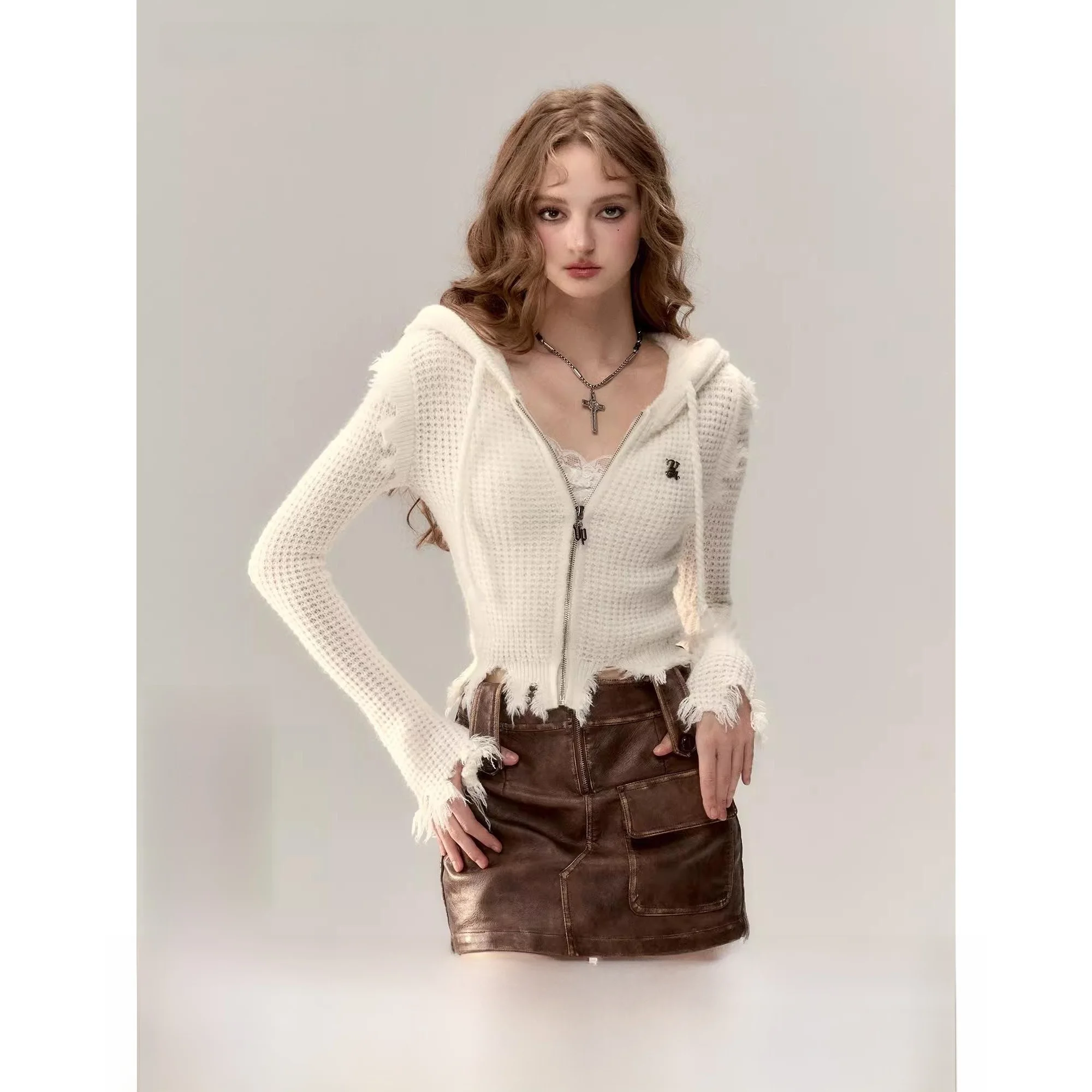 

Весенний ранний женский вязаный кардиган с капюшоном и рюшами, пальто с открытой передней частью, топ из полиэфирного волокна