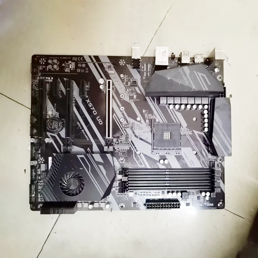 Scheda madre X570 UD AM4 Desktop X570