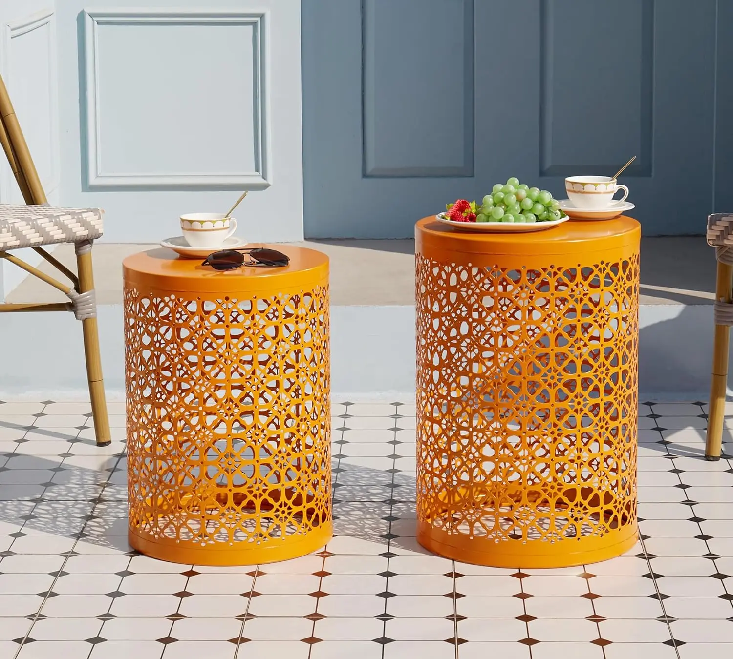 

Set of 3 Side End Tables Nightstand, Metal Nesting Round Coffee Table for Indoor Outdoor, Heavy Duty Plant Stand