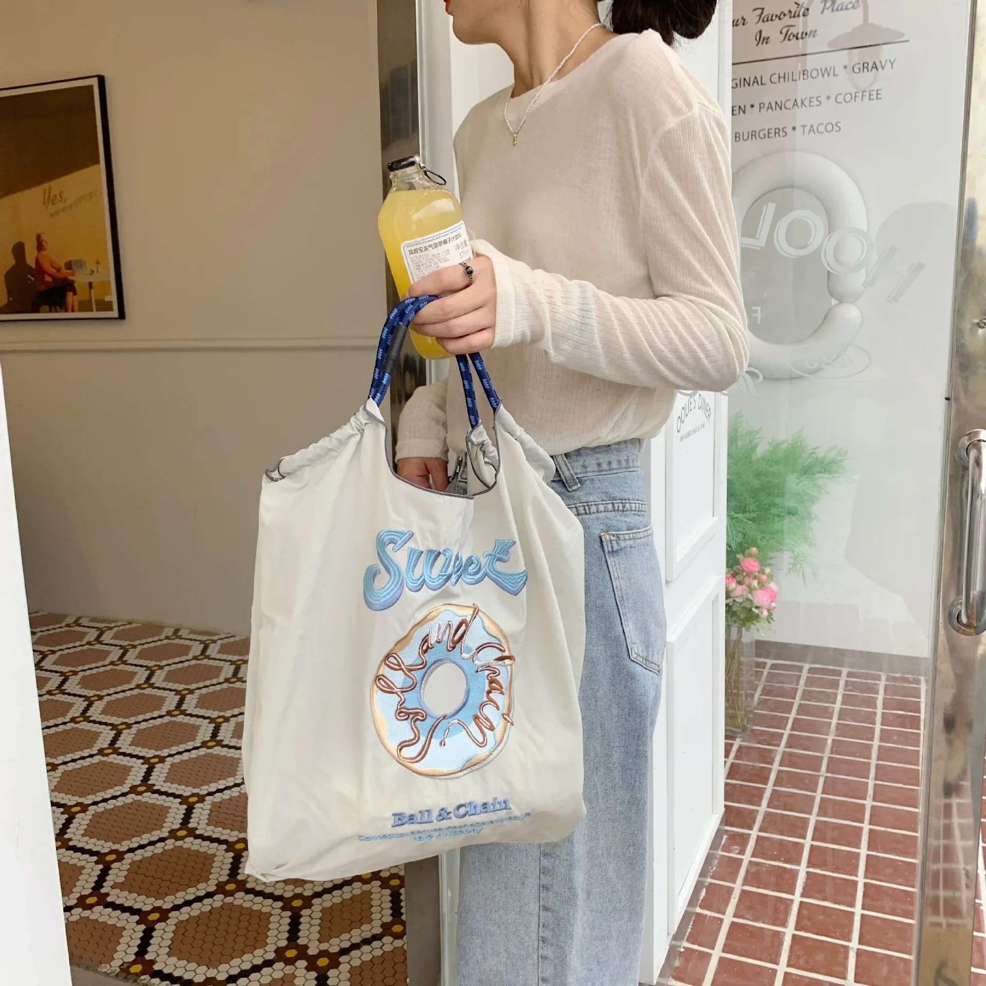 Ball Chain Donut Embroidered Nylon Shopping Bag Simple Commuting Versatile Large Capacity Shoulder Bag