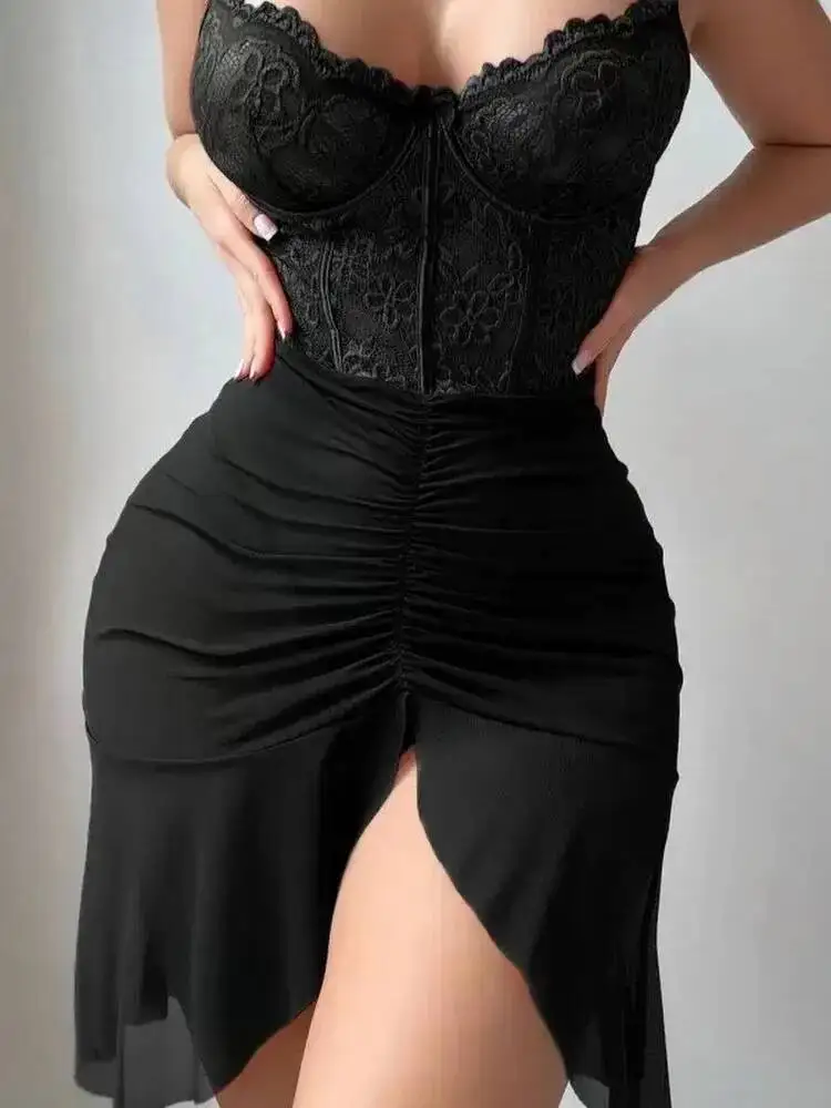 Vestido Sexy de Renda com Detalhes em Camadas, Transparente, Cor Sólida, Costas Descobertas, Decote Profundo, Alças, Sem Mangas, Vestido Charmoso SSTZ