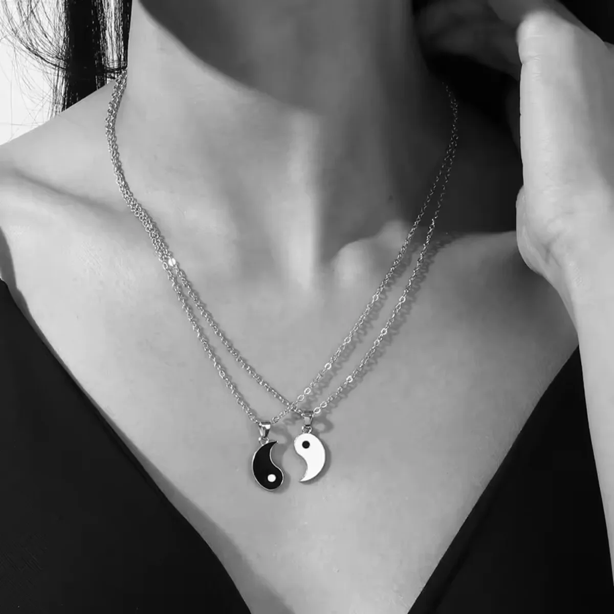 2Pcs Couple Necklace Set Tai Chi Yin Yang Pendant Eight Trigrams Silver Chain Matching Lover Jewelry Gift for Couples