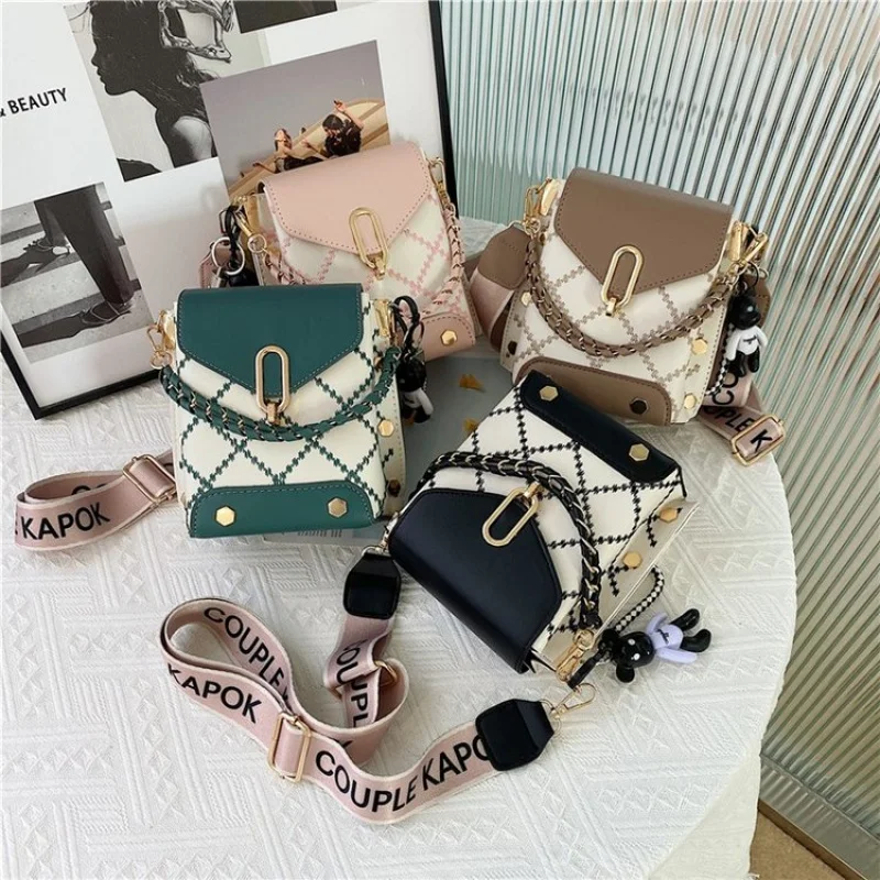 

Famous Designer Leather Handbag For Ladies Luxury Brand Crossbody Bag Popular Classic Elegant Shoulder Bag Women Tote Chic