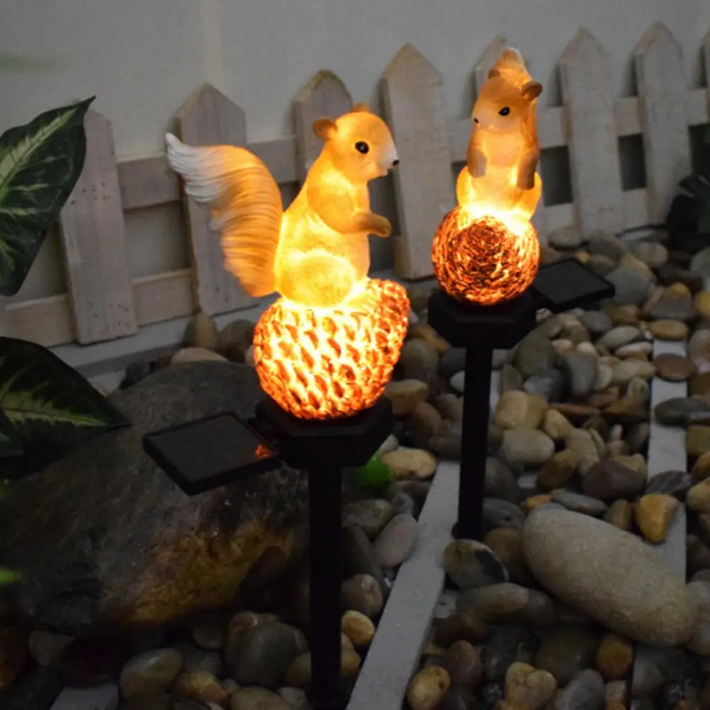 Solar Powered Garden Light In-ground Garden Light Solar Squirrel Garden Light Intelligent Yard Decoration with Great Visibility