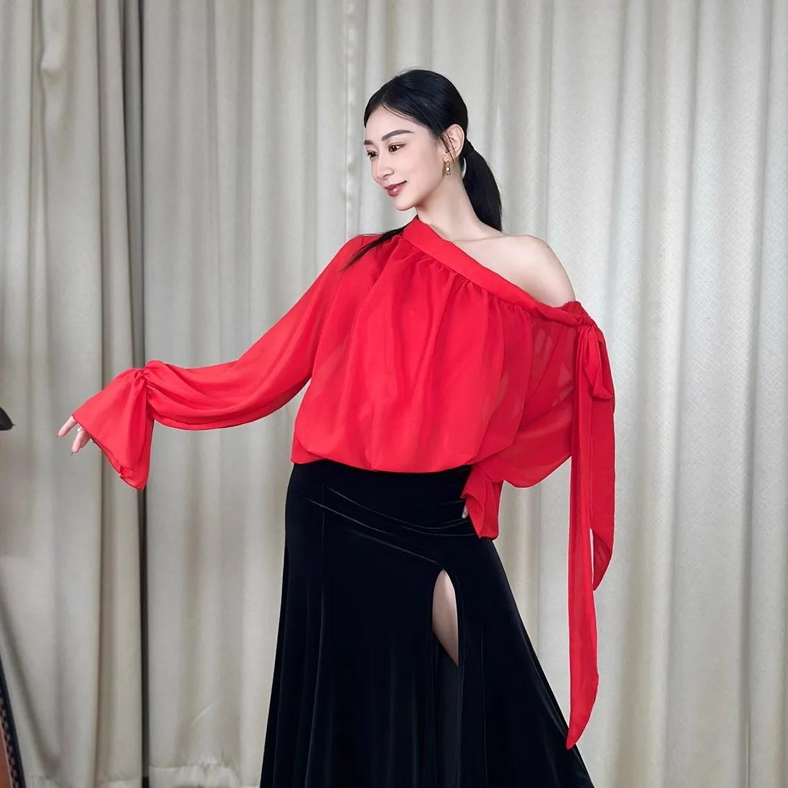 2025 Schuine Schouder Mesh Top Moderne Dans Kleding Voor Vrouwen Latin Wals Ballroom Dans Volwassen Praktijk Kostuums Dragen DN22299