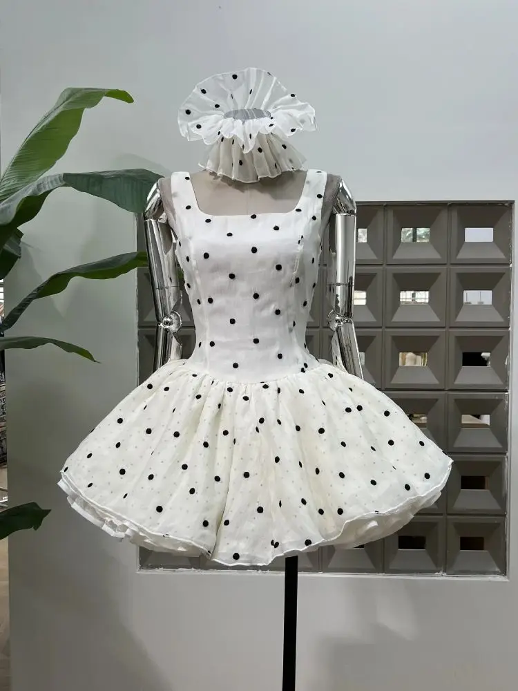 

New Designer Women's Clothes 2025 Sexy Backless Polka Dot Sleeveless Ball Gowns Fashion Chic Birthday Dresses With Head Flower