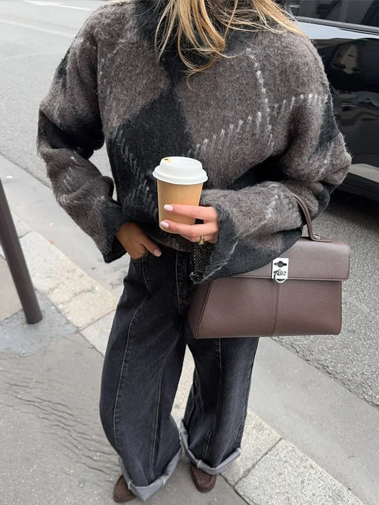 Otoño moda suéter bordado ajustado Sexy Mini faldas de punto trajes 2025 jersey de punto y falda conjuntos de dos piezas mujeres