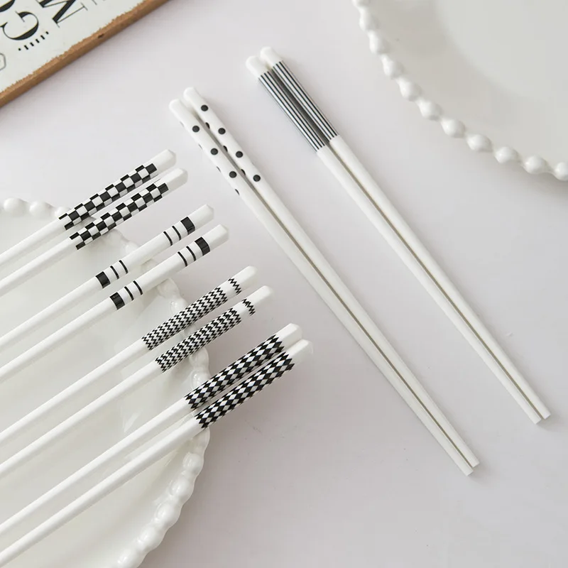Ceramic Chopsticks, with A Light Luxury High-end Feel Easy To Clean, Heat-resistant,healthy Household Use. Bone China Chopsticks