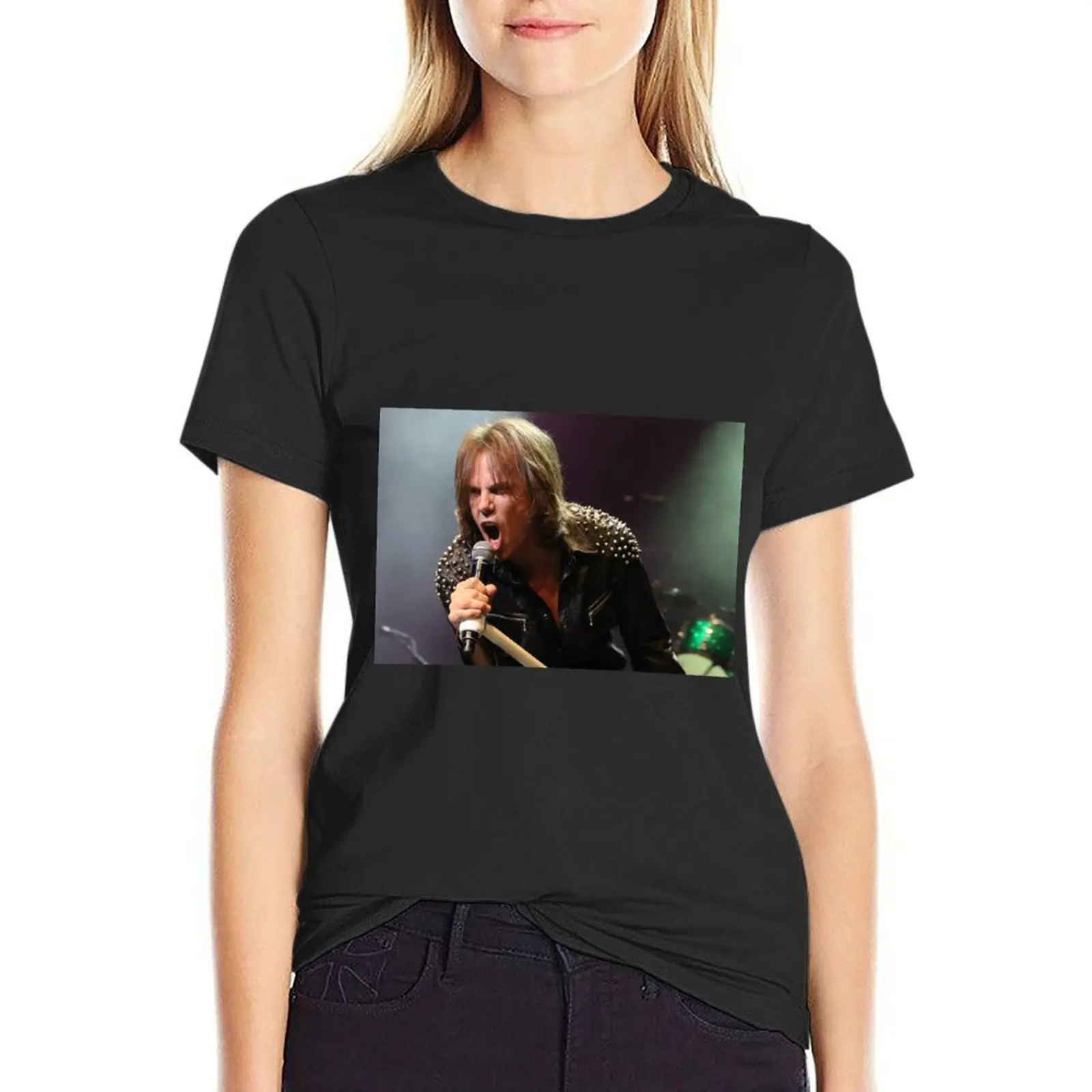 Joey Tempest in full cry T-Shirt Female clothing quick drying funnys tops Women