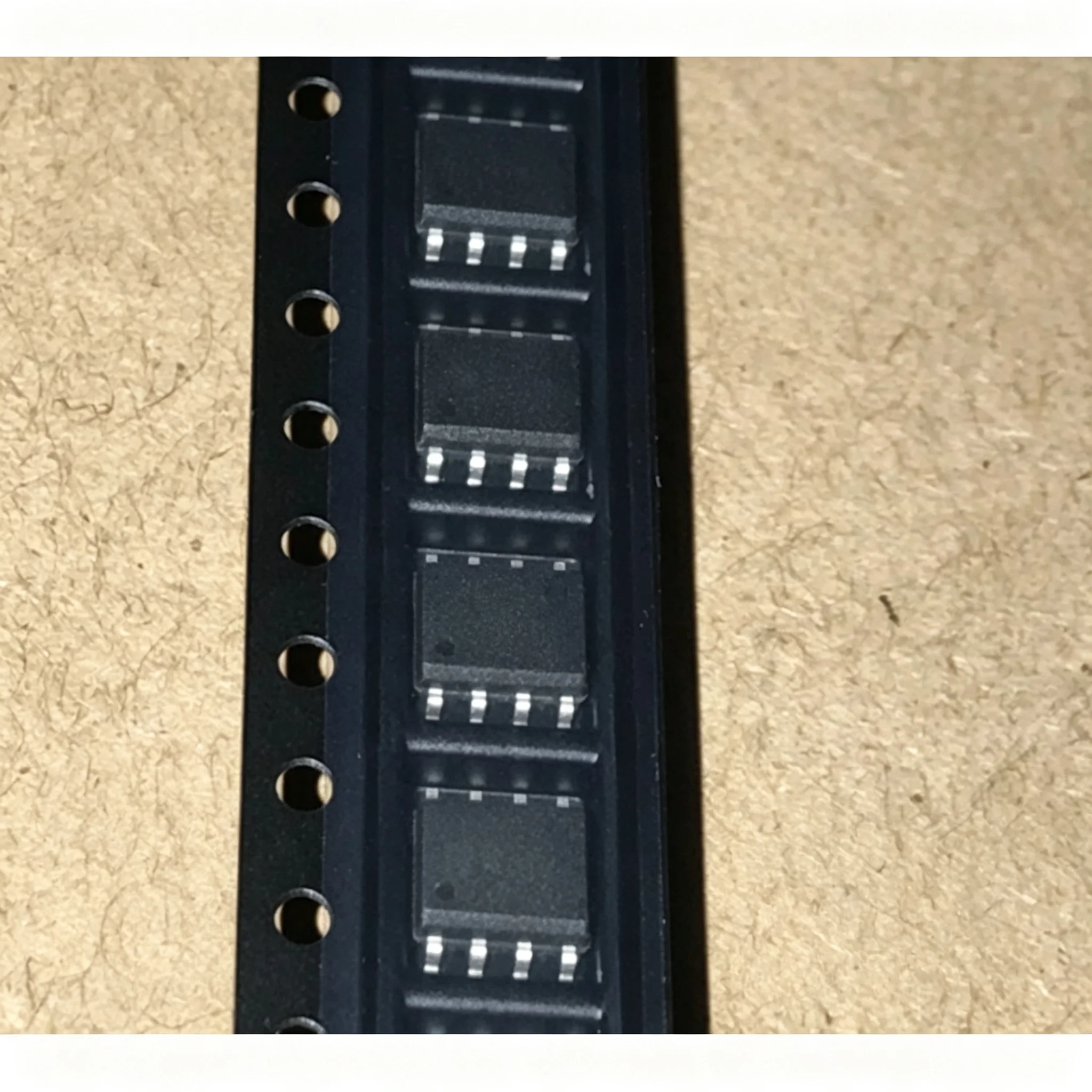 5piece AD826AR ARZ AD826 AD826A SOP8 AD826AN ANZ DIP8