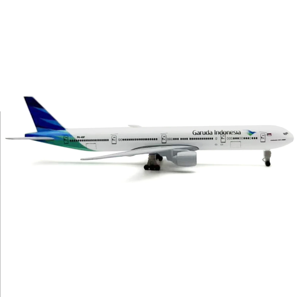 20cm Aircraft Garuda Indonesia Boeing 777 with Landing Gear B777 Alloy Airplane Children Gift for Room Desk Decoration
