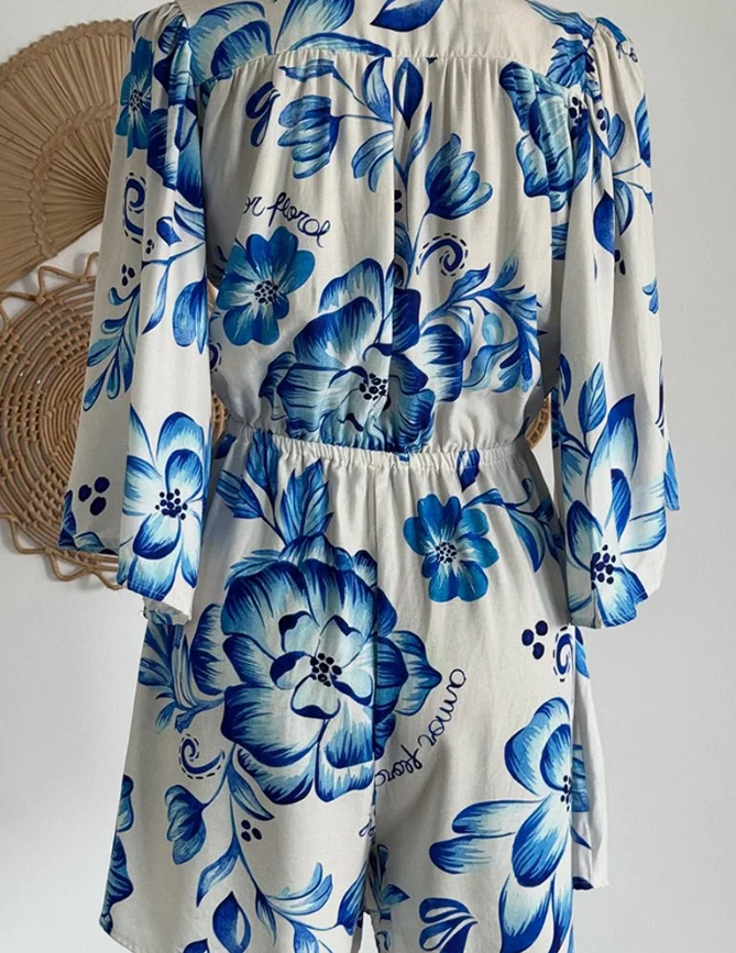 Jumpsuit Women 2025 Summer Fashion Floral Print Plunge V Neck Bell Sleeve Romper Casual Strechy Waist Button Design Jumpsuit