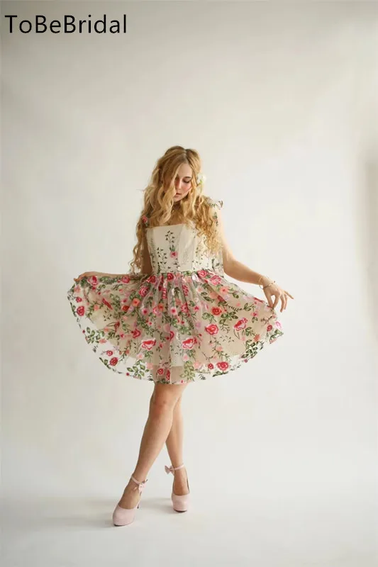 

Sweetheart Princess Short Ball Dress Embroidered Flower Lace Strap A-line Graduation Dress Special Event Party DressesCustomized