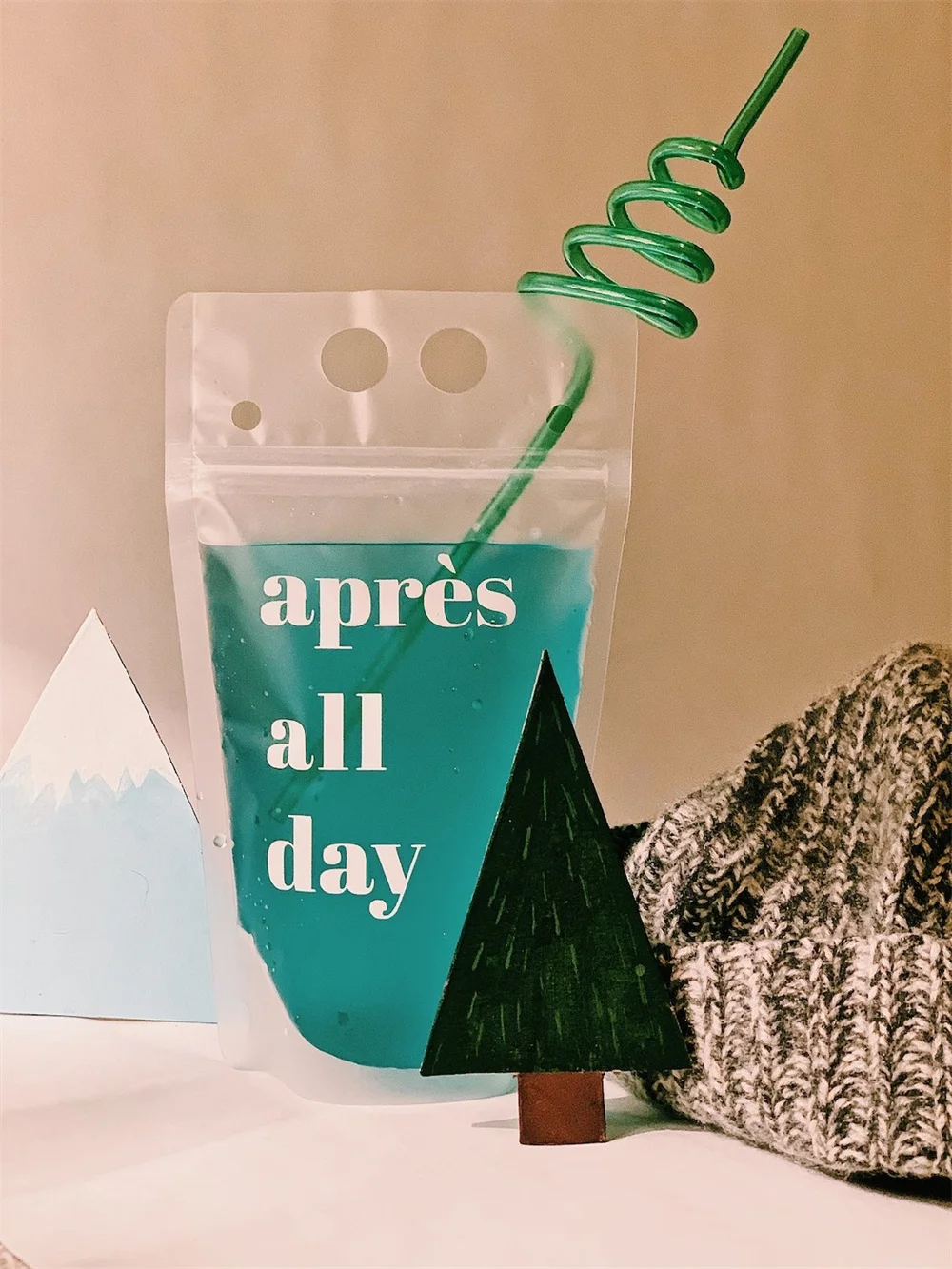 APRÈS SKI Reusable Drink Pouches with Straw, Ski Weekend, Apres All Day, Skip Trip, Skiing, Weekend Getaway, Ski Weekend