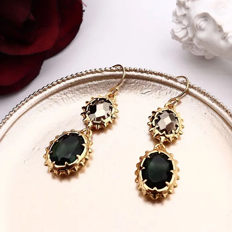 European and American Genius Designer Temperament Earrings Female Earrings Retro Metal Earrings