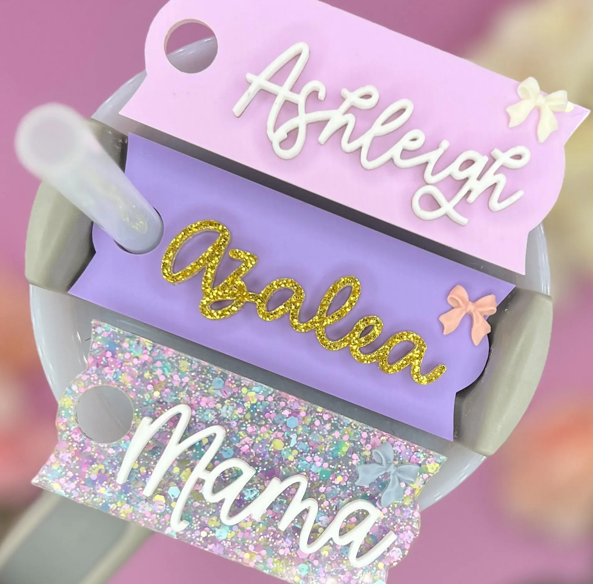 Custom personalized nameplates for tumblers and glass cups—perfect as accessory labels or gift ideas for drinkware.