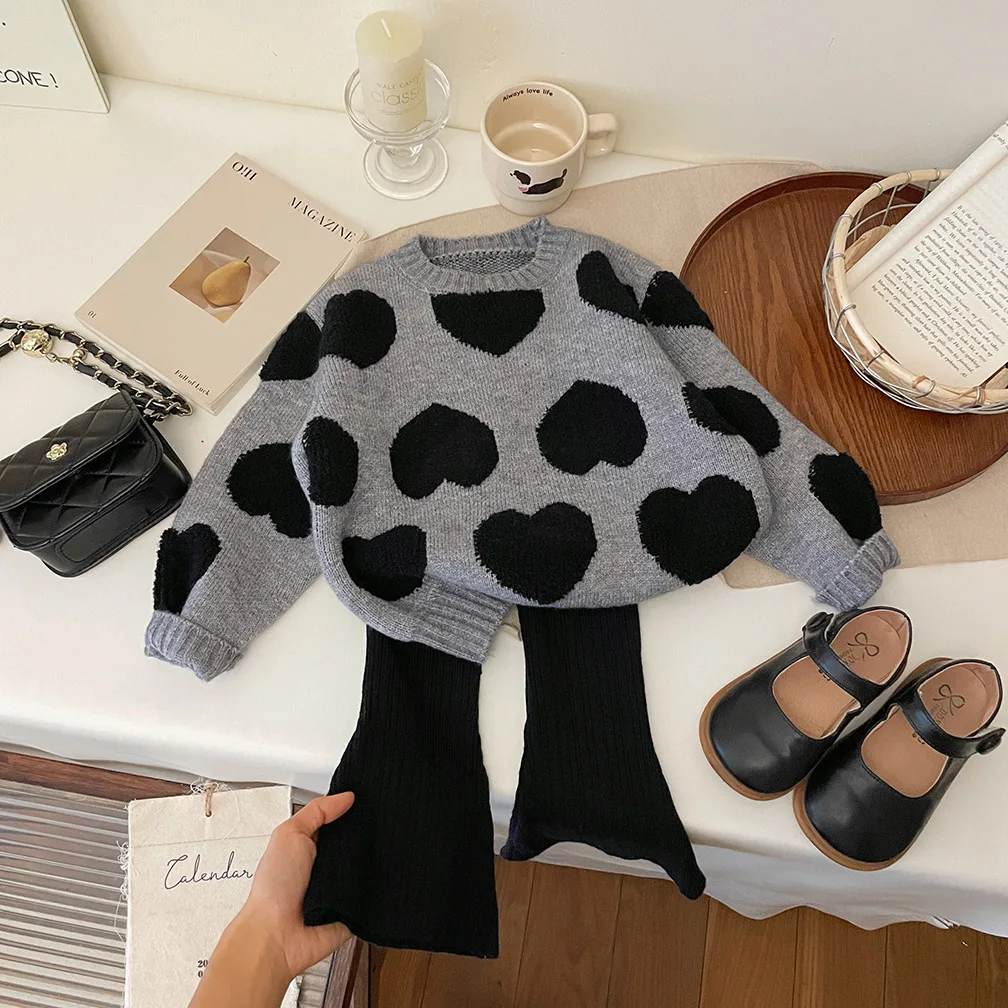 2PCS Girls' Gray Sweater Set 2026 New Winter Thickened Knitwear for Little Girls Fashion Warm Children's Flare Pants Long Sleeve 6