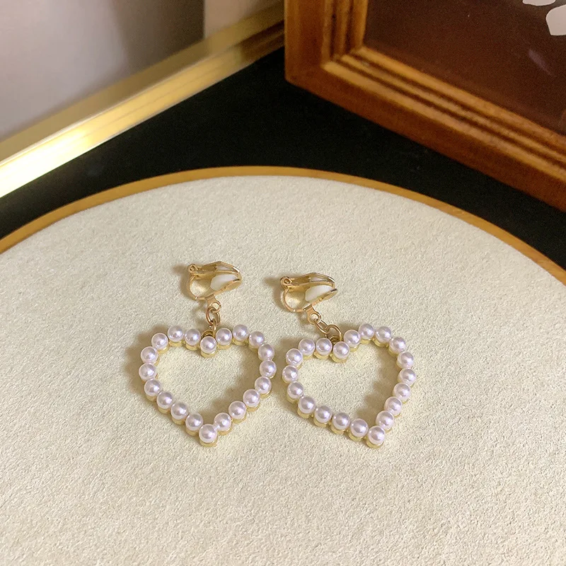 Fashionable Vintage Ear Clip for Women Without Ear Holes, Advanced Sense, Small and Long Style Tassel Temperament Earrings 2023
