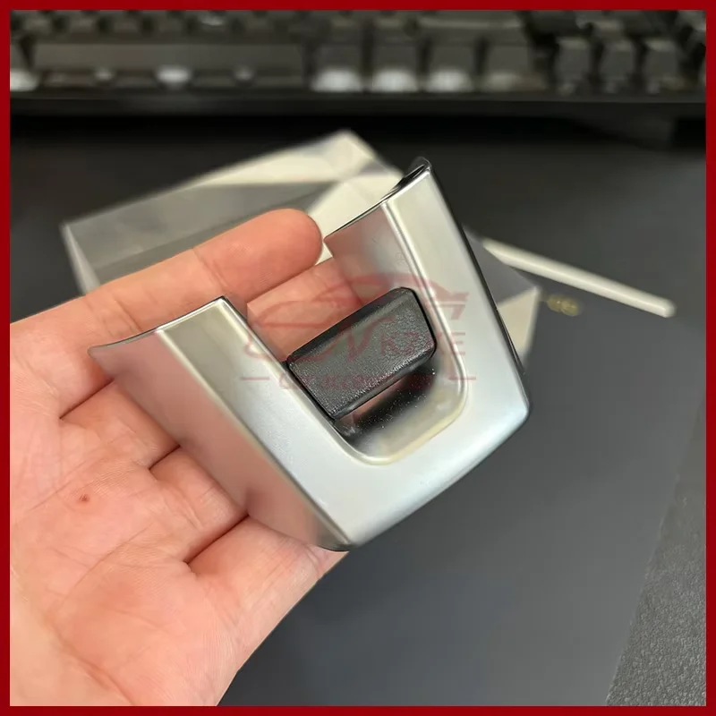 Suitable for Volkswagen Golf MK6 MF R2 steering wheel switch button frame