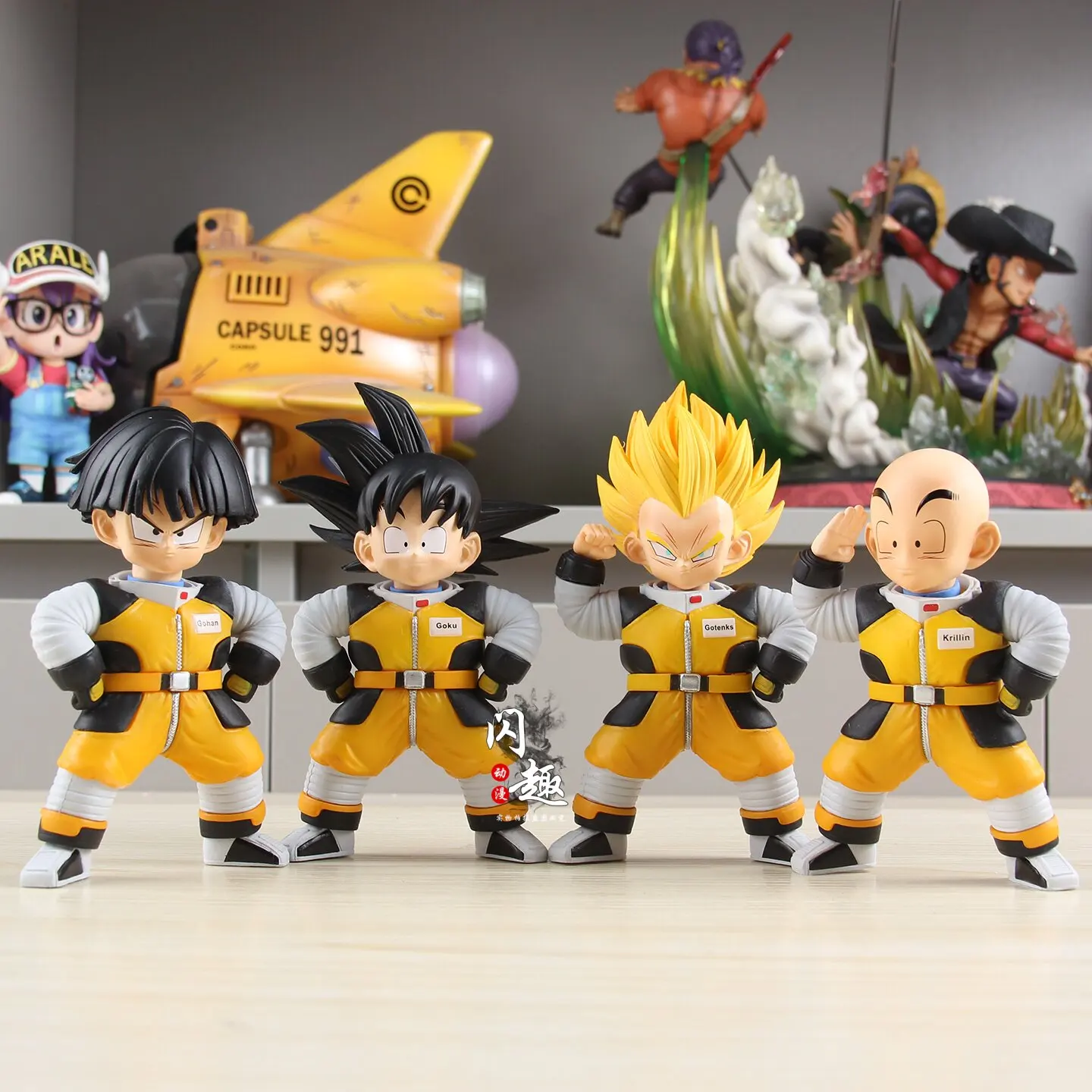 

В наличии: Коллекционные фигурки Dragon Ball Q-версии в костюмах космонавтов (Гоку, Гохан, Крилин, Готенкс) – 4 стиля, игрушка-подарок