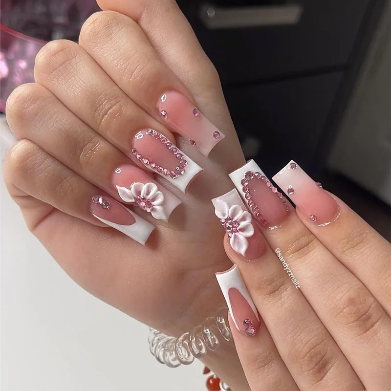 

24Pcs Long Diamond Bow False Nail For Women Fashion Finished Fake Nails With Jelly Glue Removable Press On Nail Sticker