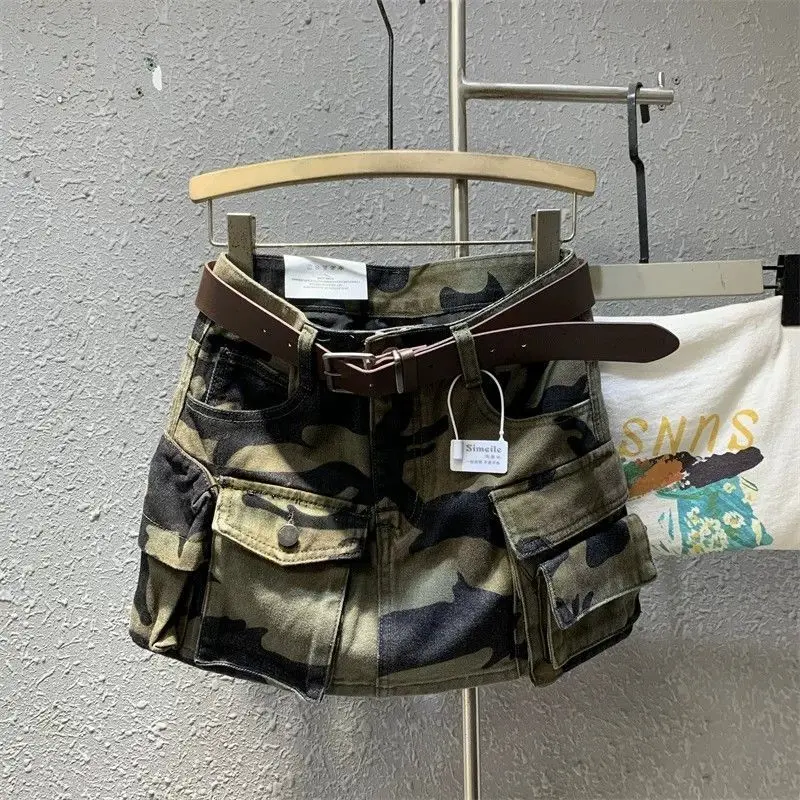 camouflage retro denim short skirt female Spice Girl multi-pocket A-word hip skirt 2026 new  goth skirt