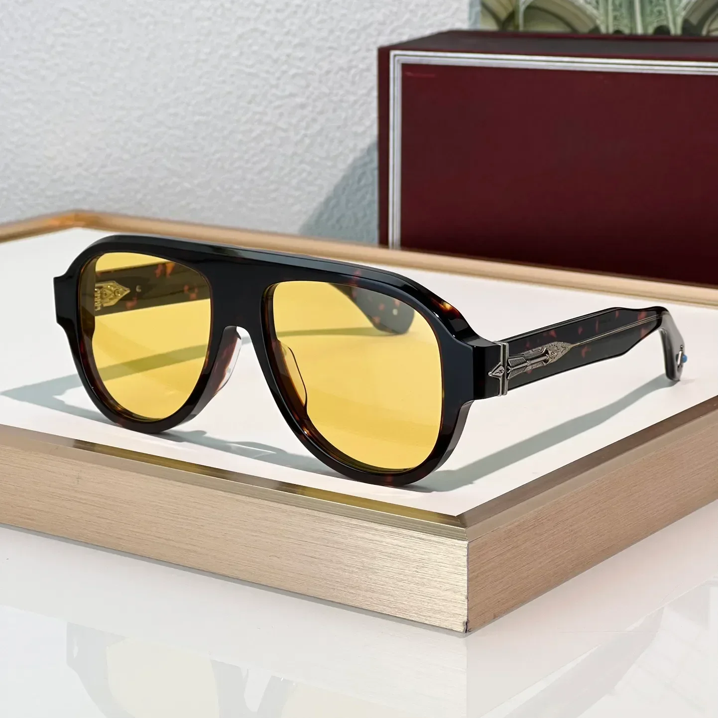 نظارات شمسية عصرية للنساء والرجال طراز Driftwood Noir مضادة للأشعة فوق البنفسجية بتصميم كلاسيكي بإطار كامل نظارات صندوق عشوائي