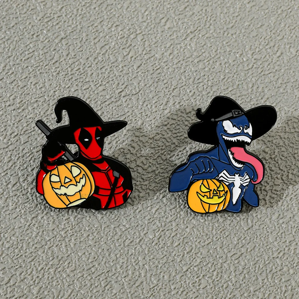 Marvel Avengers Movie Peripheral Brooches Deadpool Venom Badges Boys Enamel Lapel Pins Clothes Backpacks Jewelry Halloween Gift