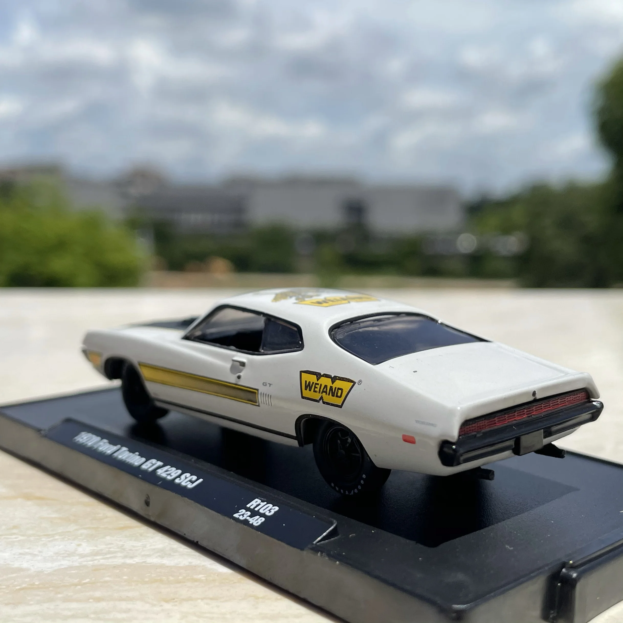 Diecast 1:64 Scale Ford TorinoGT Alloy Car Model Collectible Toy Gift Souvenir Display Ornament