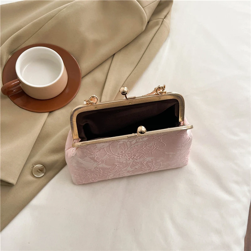 Vintage Classic Lace Bag pearl Evening Bags Wedding Shell Lock Bags Women Shoulder Crossbody Bag Chain Women's Handbags Purses view 4