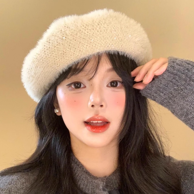

Новые корейские простые однотонные плюшевые вязаные береты для женщин, осенне-зимняя уличная повседневная универсальная литературная элегантная шапка художника