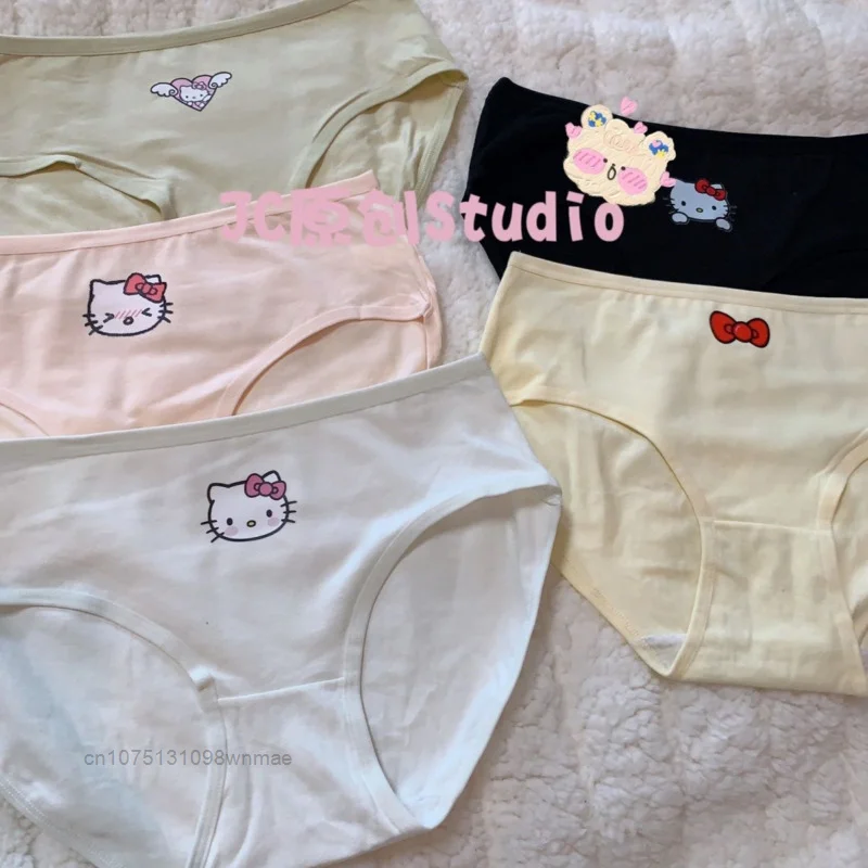 3 sztuki Sanrio Kawaii Sexy Hello Kitty bielizna Breifs Y2k Cute Cartoon drukowana dziewczyna średnio wysoka talia bawełniane majtki słodkie ubrania