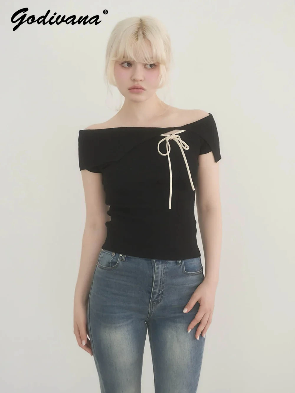 Dziewczęca koszulka z odkrytymi ramionami, dziergana, w jednolitym kolorze, z krótkim rękawem, na lato 2025, nowa japońska kolekcja, damska, codzienna, krótki top.