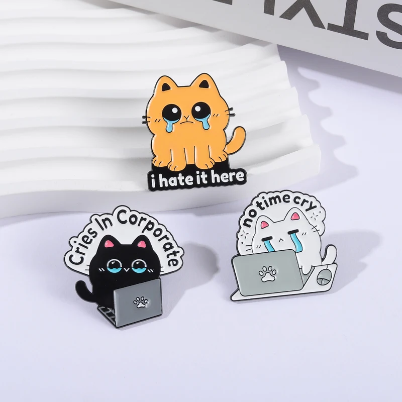 لطيف مكتب العمل القط العمل الصلب لا وقت البكاء المينا دبوس مخصص كراي في الشركات أنا أكره ذلك هنا دبابيس شارة التلبيب مجوهرات هدية #2