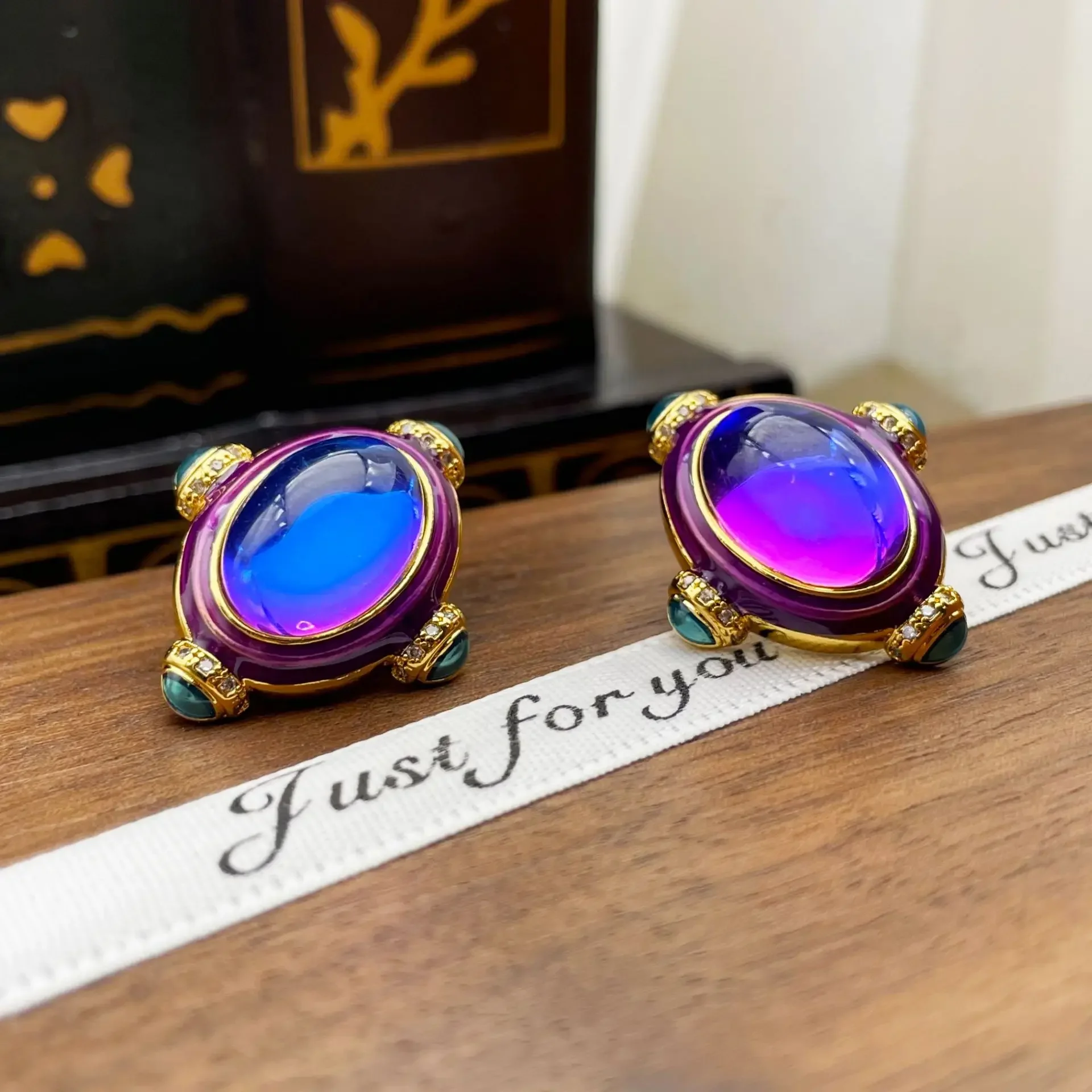 

Geometric colorful glazed drip glaze retro atmospheric high-end stud earrings