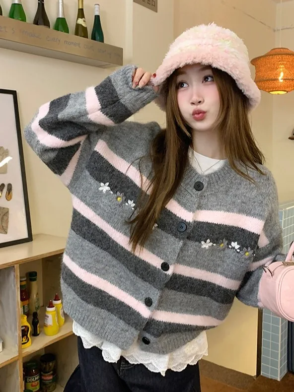 Korean Style Soft Striped Daisy Embroidery round Neck Knitted Open Cardigan Women's Autumn Warm Outerwear Long Sleeve Thickened