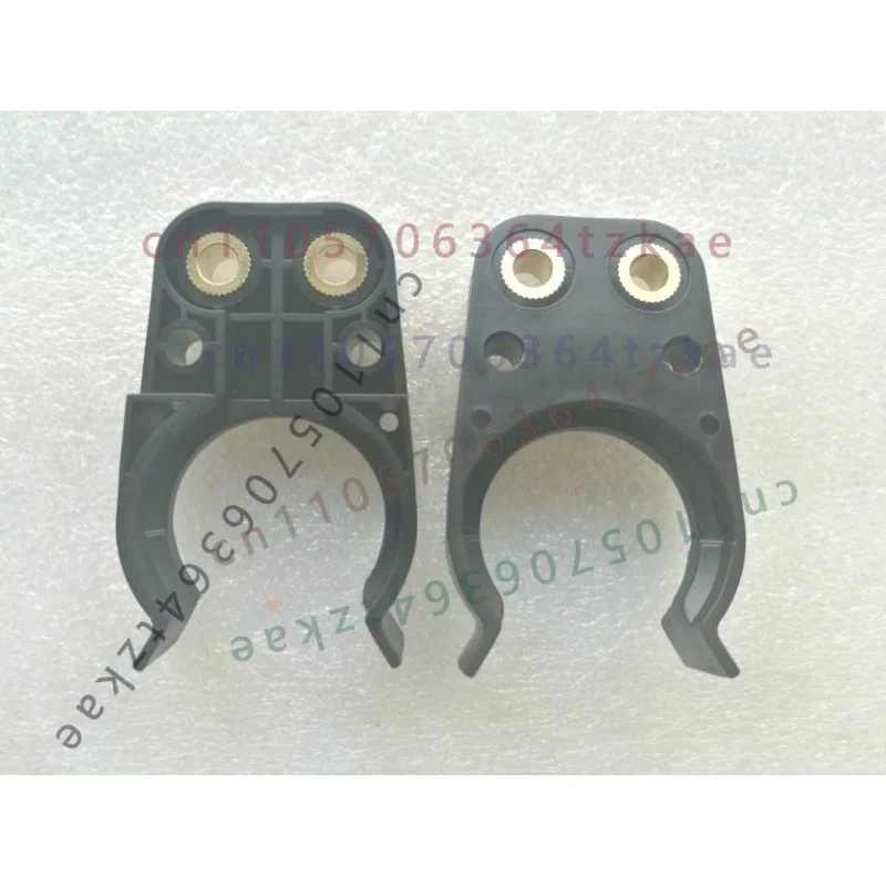 1pcs BT30 ISO30 Tool Magazine Gripper, Integrated Tool Claw For CNC Machining Center Tapping Machine Universal Tool Holder