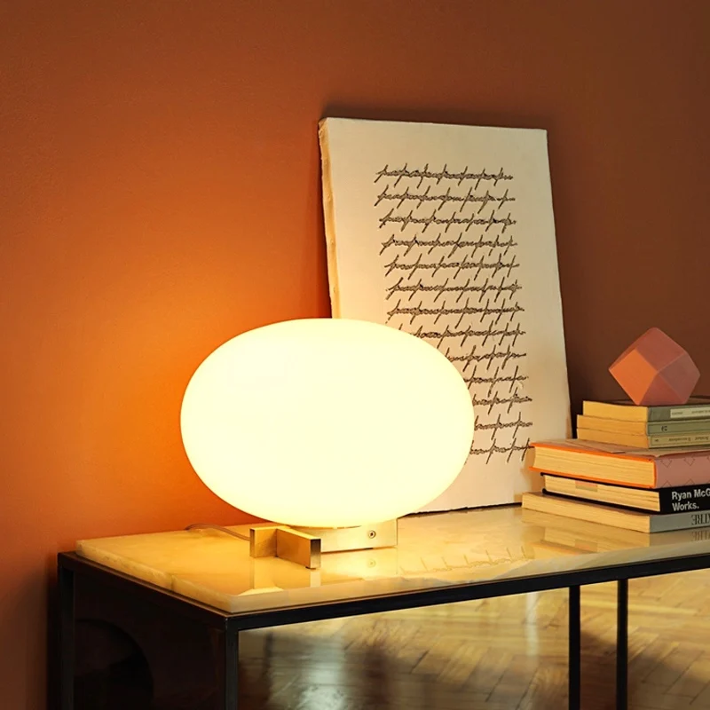 

2025 Modern Italian New Design Lamp Iron Body Glass Table Lights for Bedroom Living Room Children Reading Simple Desk Lighting